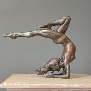 Скульптура, Бытовой жанр - Иога (Yoga)