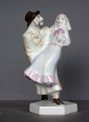 Скульптура, Бытовой жанр - Свадьба (жених с невестой)