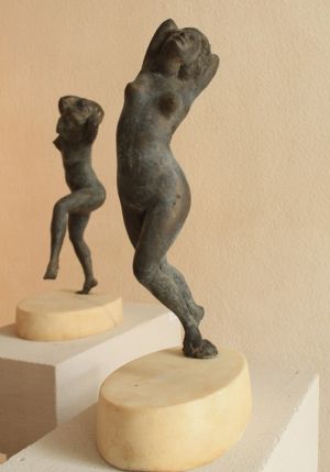 Скульптура, Бытовой жанр - Dancer 1